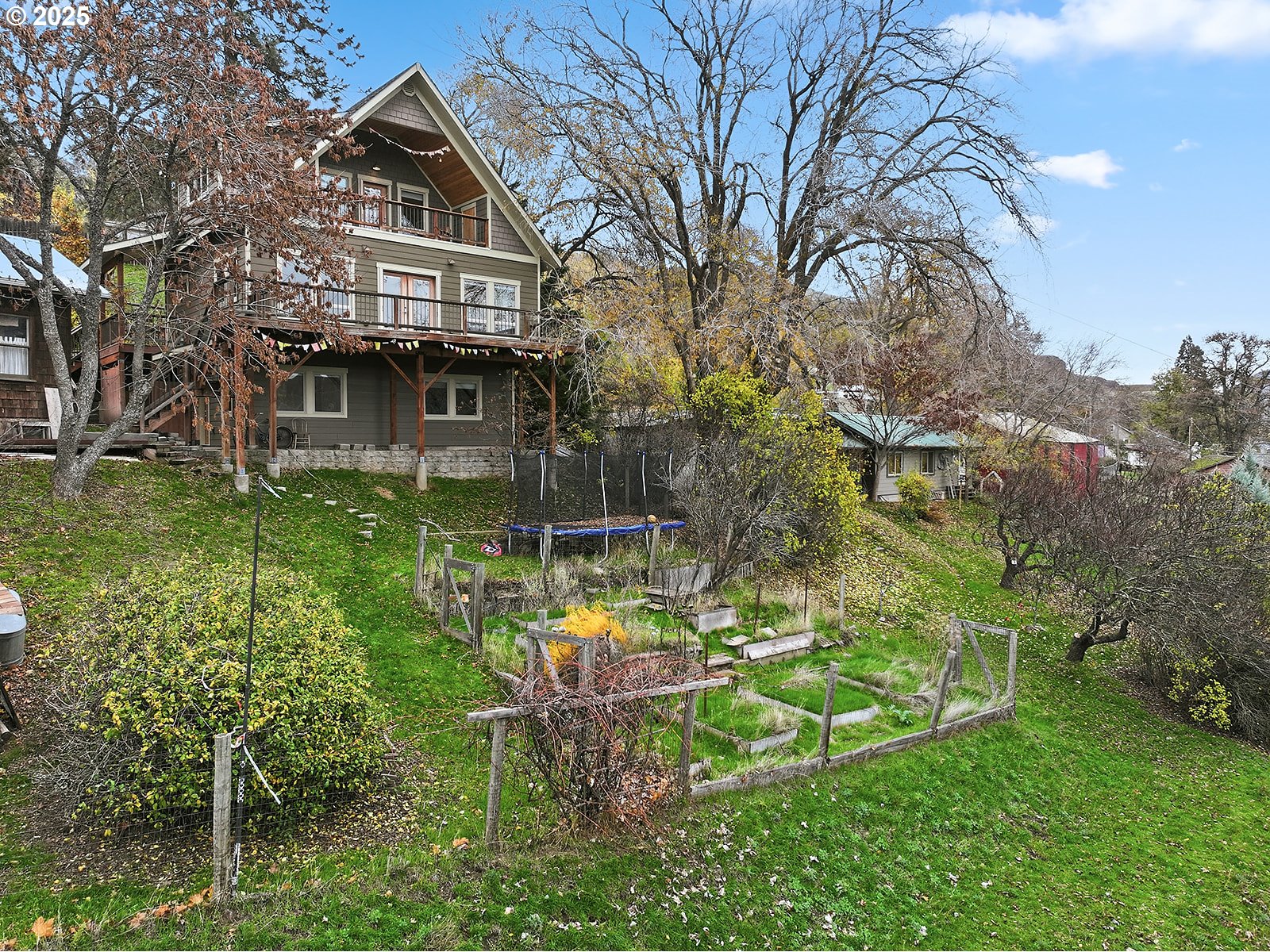 608 Columbia Avenue Lyle, WA 98635 - Photo 41 of 48