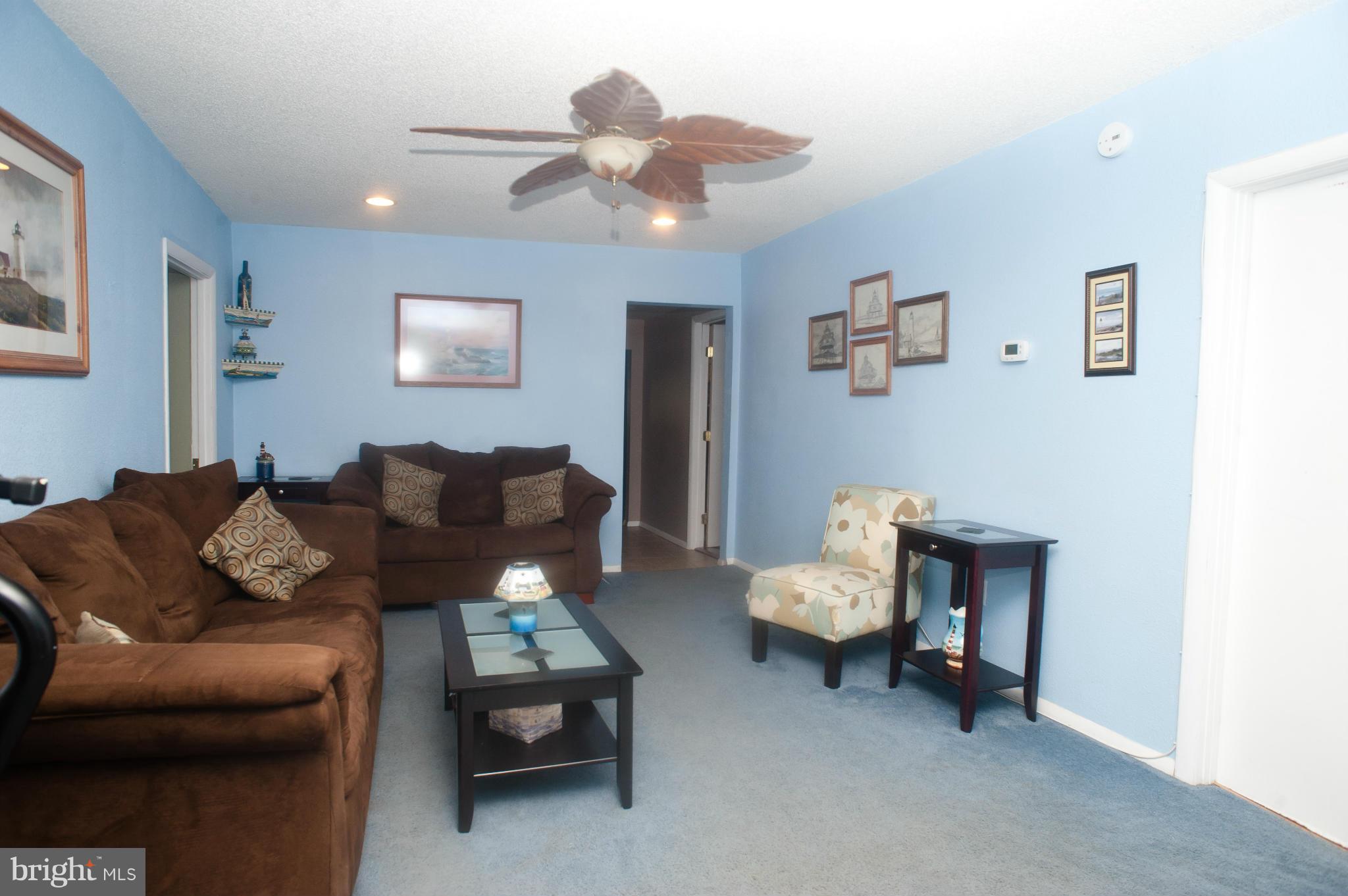 235 Asbury Road Pasadena, MD 21122 - Photo 4 of 19 Living Room