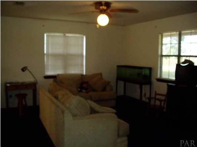 5330 Viking Road Pensacola, FL 32507 - Photo 4 of 11 Gallery Image 4