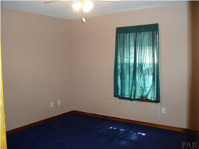 5330 Viking Road Pensacola, FL 32507 - Photo 9 of 11 Gallery Image 9