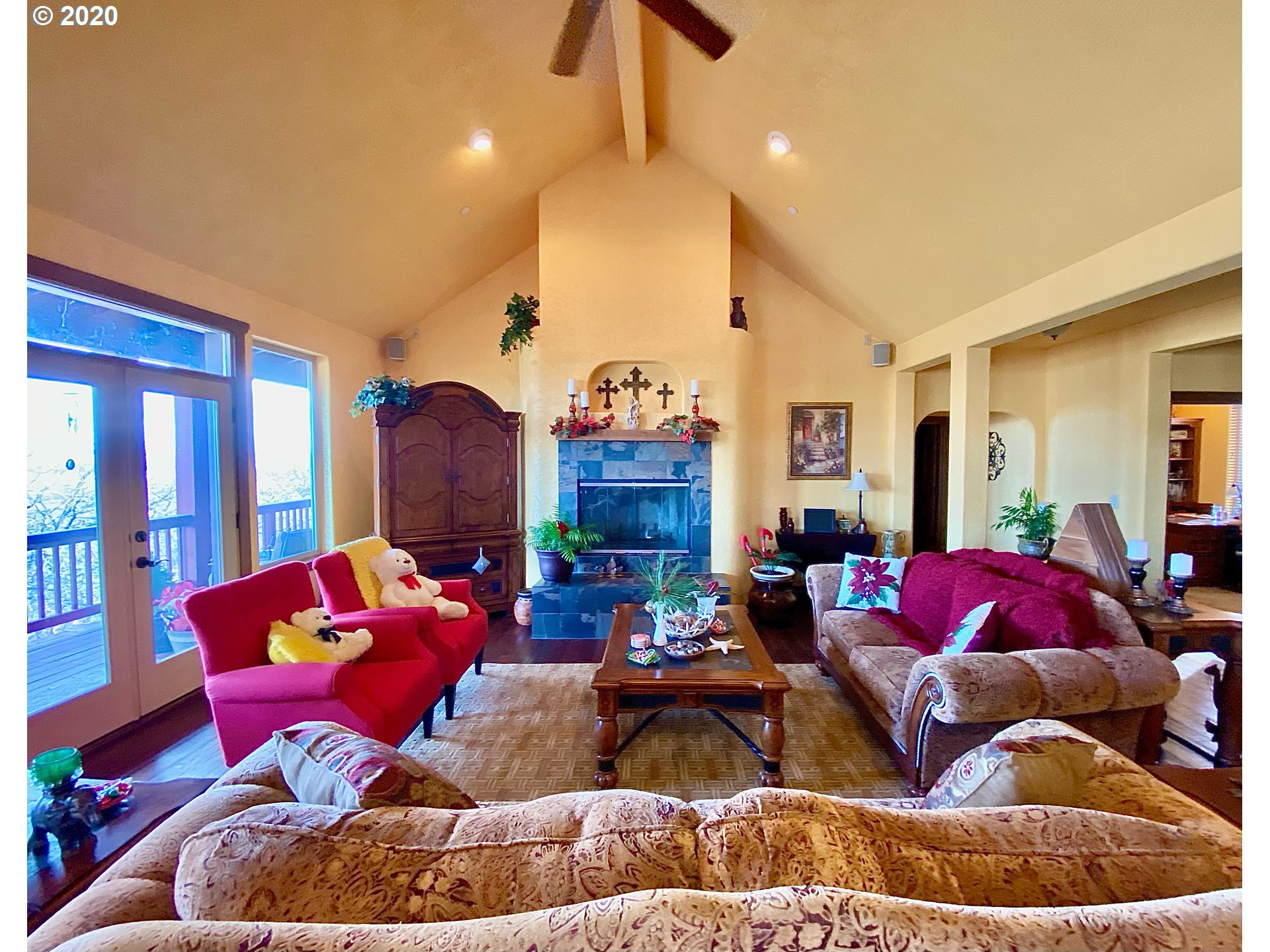 986 Mission Ridge Road The Dalles, OR 97058 - Photo 2 of 31 Gallery Image 2