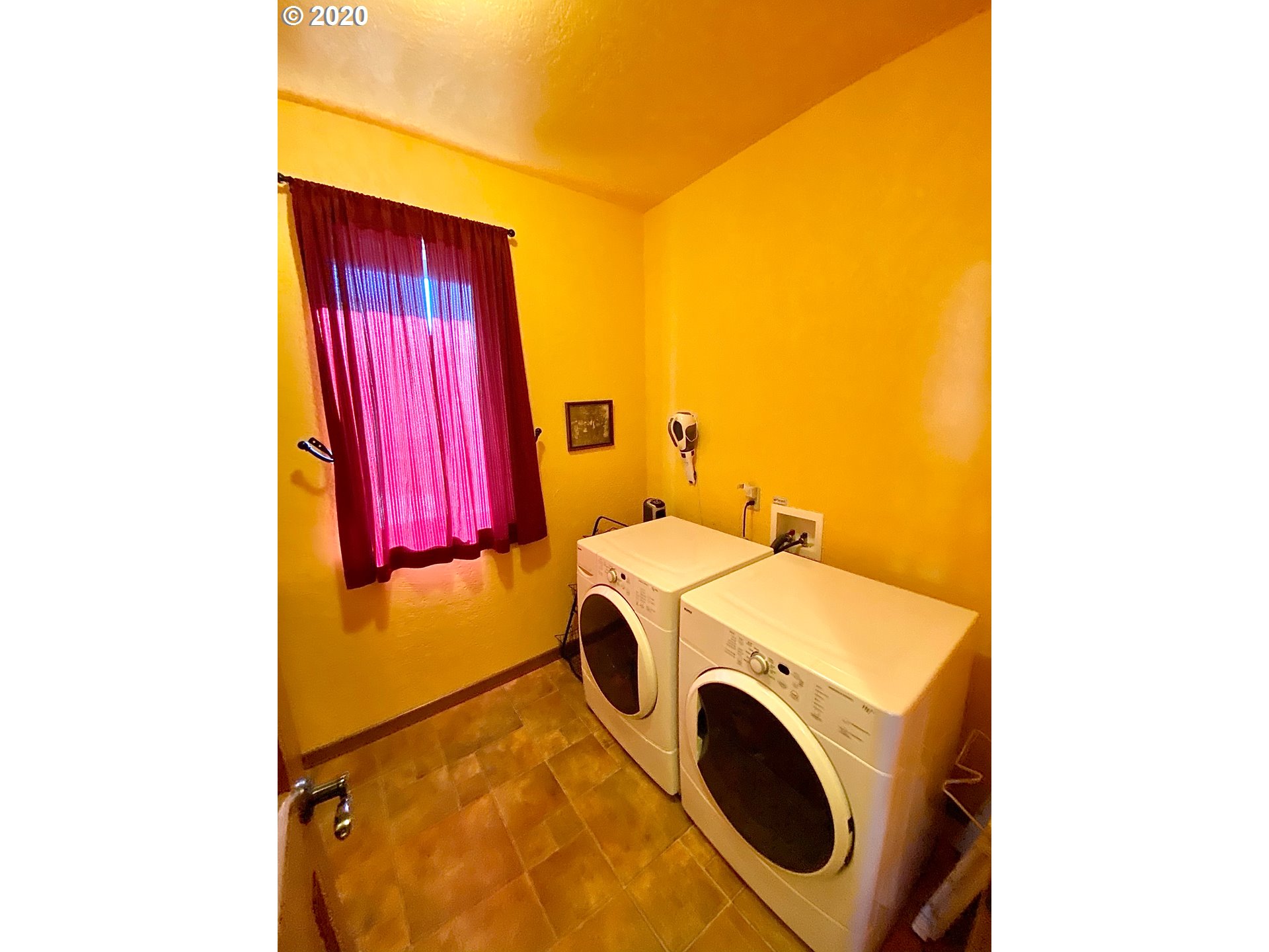 986 Mission Ridge Road The Dalles, OR 97058 - Photo 15 of 31 Gallery Image 15