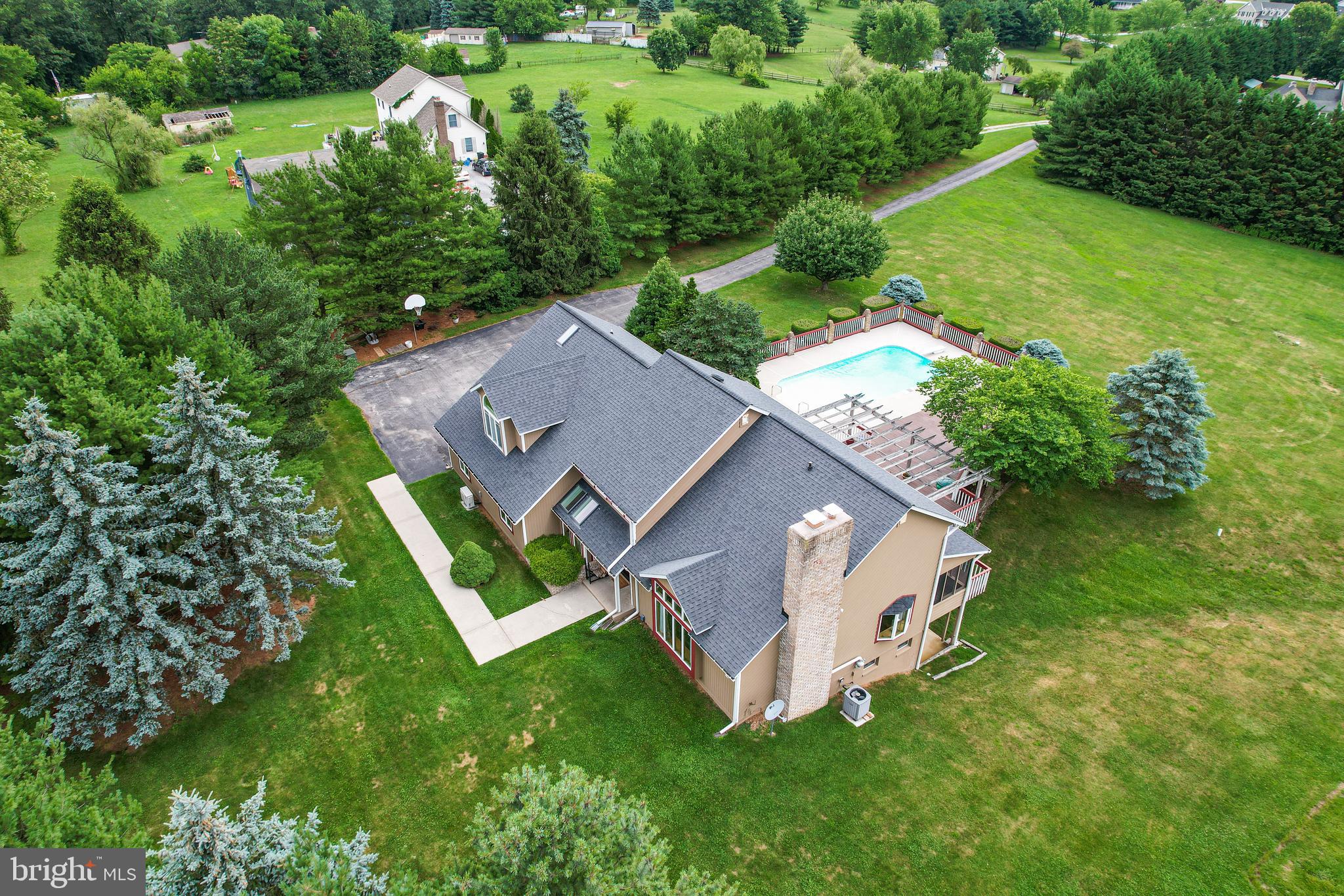 2428 Mt Ventus Road Manchester, MD 21102 - Photo 2 of 39