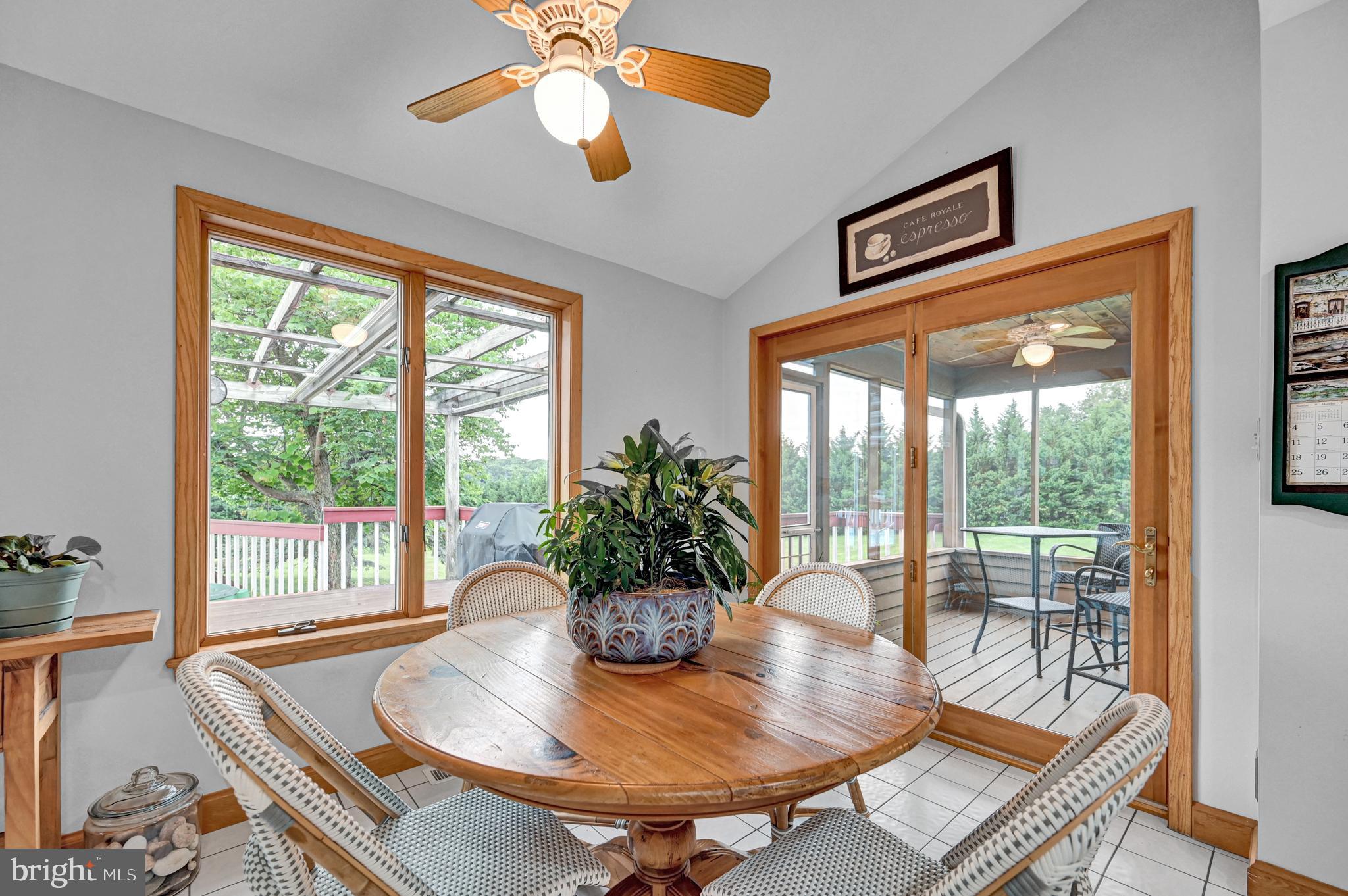2428 Mt Ventus Road Manchester, MD 21102 - Photo 10 of 39 Comfortable eat-in kitchen for les formal meals