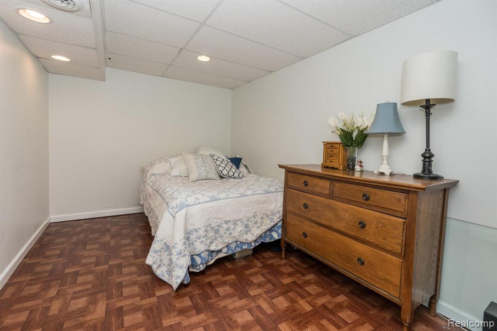 618 Byron Court Rochester Hills, MI 48307 - Photo 28 of 31
