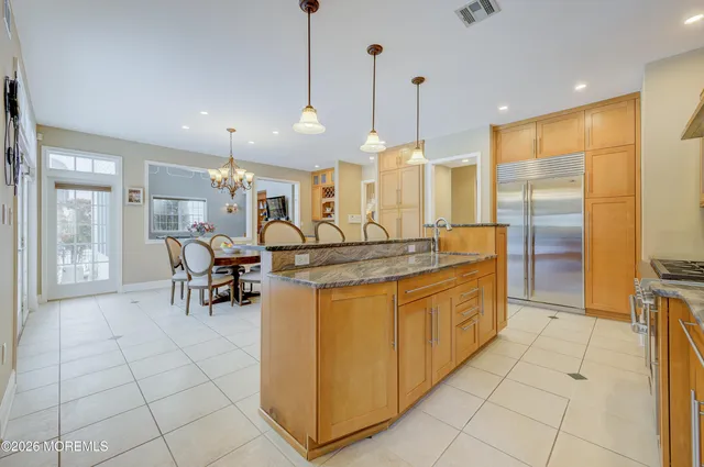 $1,500,000 | 8 Landmark Lane, Marlboro, NJ 07746