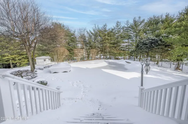 $1,500,000 | 8 Landmark Lane, Marlboro, NJ 07746