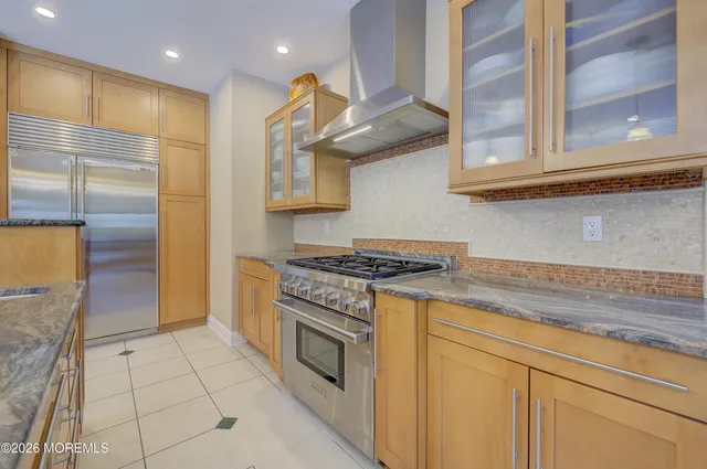 $1,500,000 | 8 Landmark Lane, Marlboro, NJ 07746