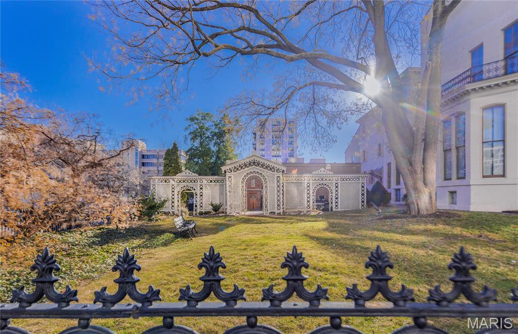 1511 Locust Street, Unit 404 St. Louis, MO 63103 - Photo 22 of 41