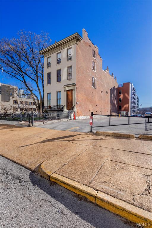 1511 Locust Street, Unit 404 St. Louis, MO 63103 - Photo 25 of 41