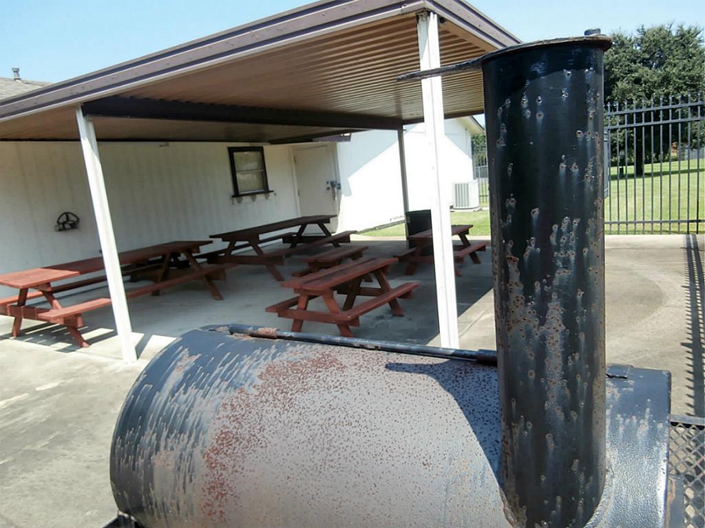 10011 Appleridge Drive Houston, TX 77070 - Photo 43 of 48 a view of a room with gym equipment