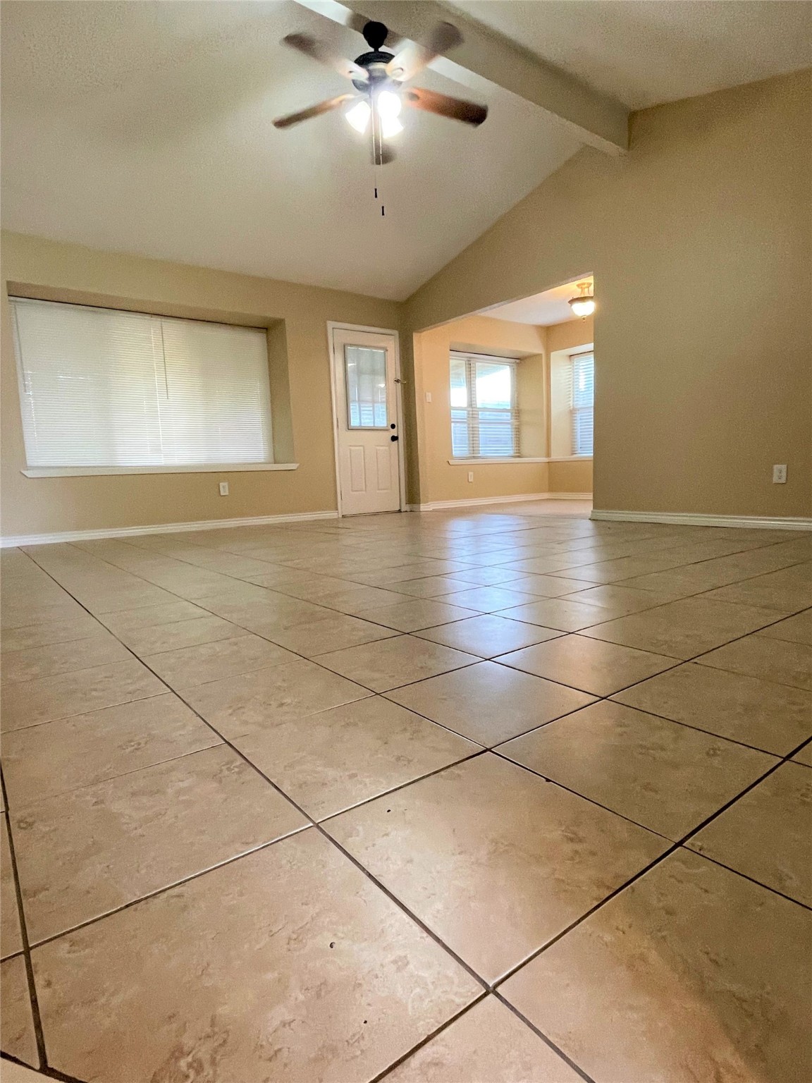 10011 Appleridge Drive Houston, TX 77070 - Photo 9 of 48 a view of an empty room with glass door