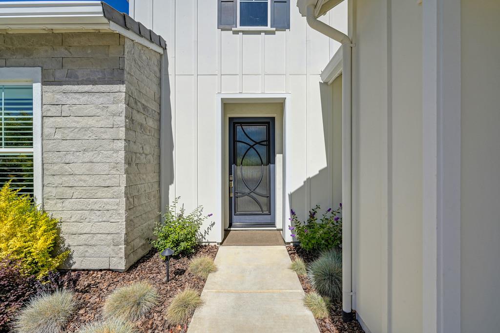 806 Fallen Log Court Rocklin, CA 95765 - Photo 10 of 94