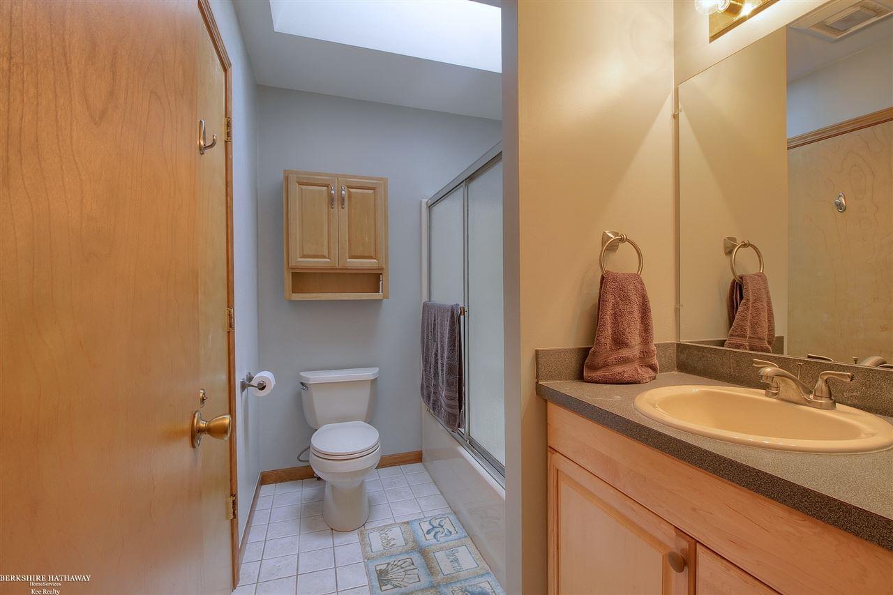 4020 31 Mile Road Washington, MI 48095 - Photo 16 of 31 Master Bathroom