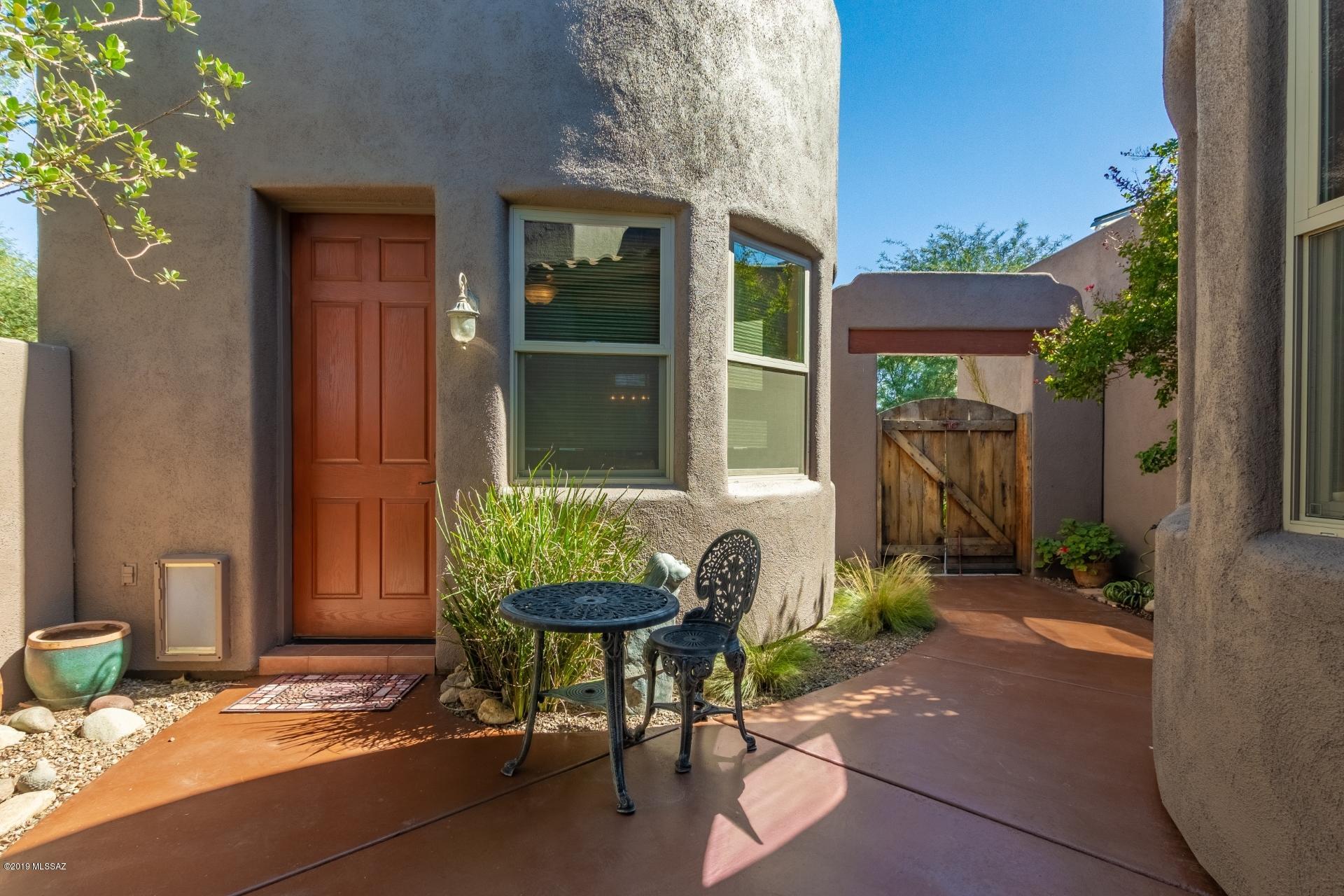 24 Ranchos Del Rio Court Rio Rico, AZ 85648 - Photo 5 of 35