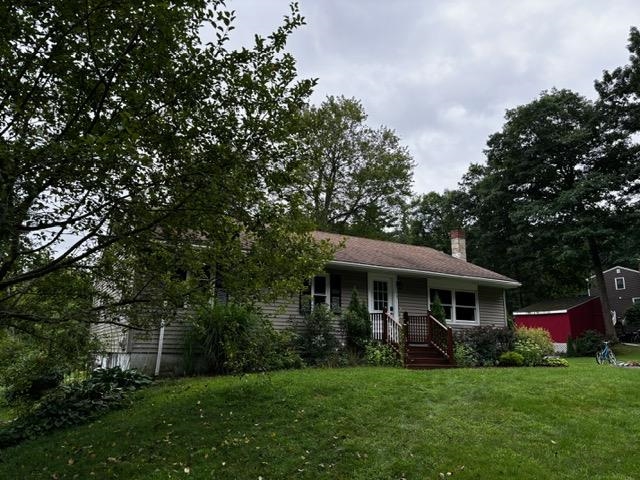 79 Old Chester Road Derry, NH 03038 - Photo 3 of 11