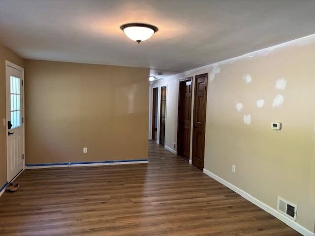 79 Old Chester Road Derry, NH 03038 - Photo 5 of 11