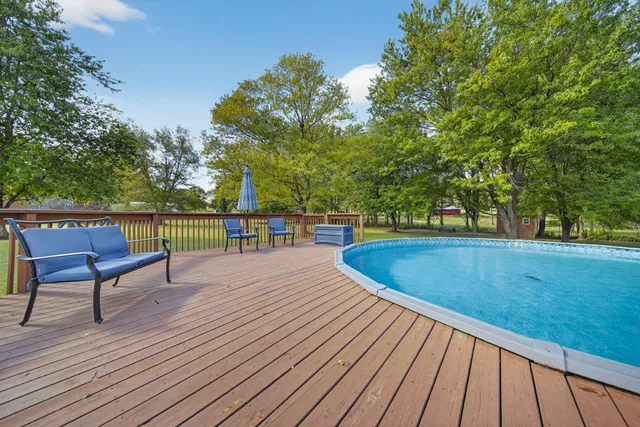 a view of outdoor space