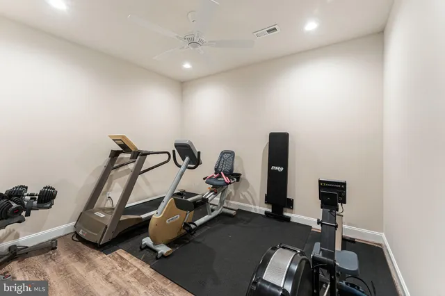 $975,000 | 595 Lovers Lane, Lancaster, VA 22503