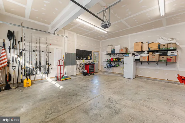 $975,000 | 595 Lovers Lane, Lancaster, VA 22503