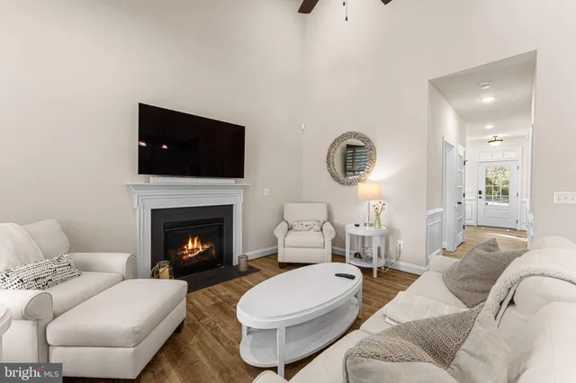 $975,000 | 595 Lovers Lane, Lancaster, VA 22503