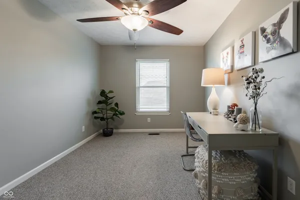 $290,000 | 5834 Cross Bridge Circle, Plainfield, IN 46168
