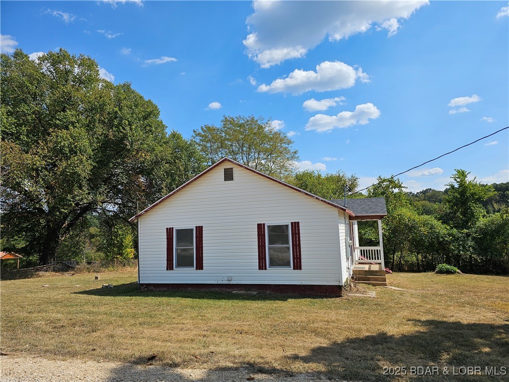 5560 Upper Prairie Hollow Road Macks Creek, MO 65786 - Photo 16 of 18 Front of home