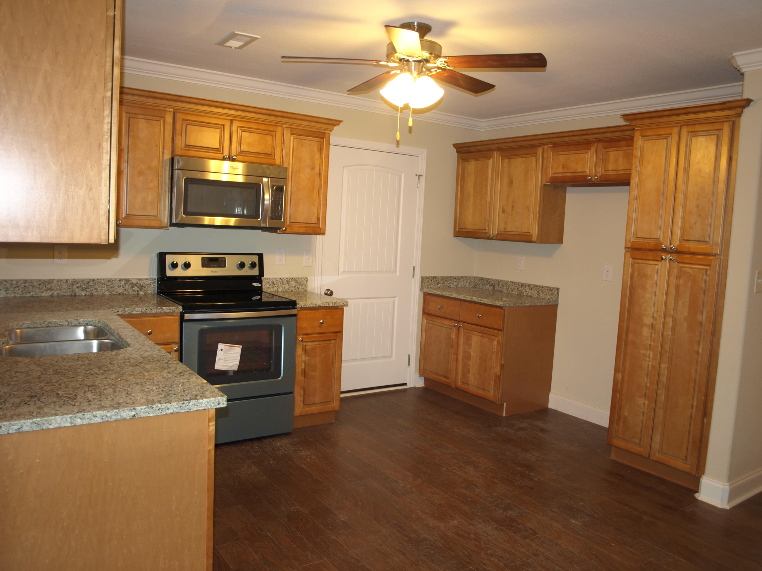948 Elsborn Ridge Road Maryville, TN 37801 - Photo 3 of 12 P1123321