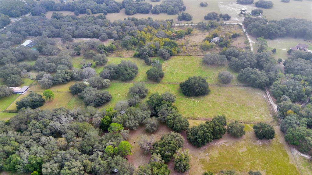 0 Rolling Acres Road Fruitland Park, FL 34731 - Photo 12 of 28 a view of a yard of a house
