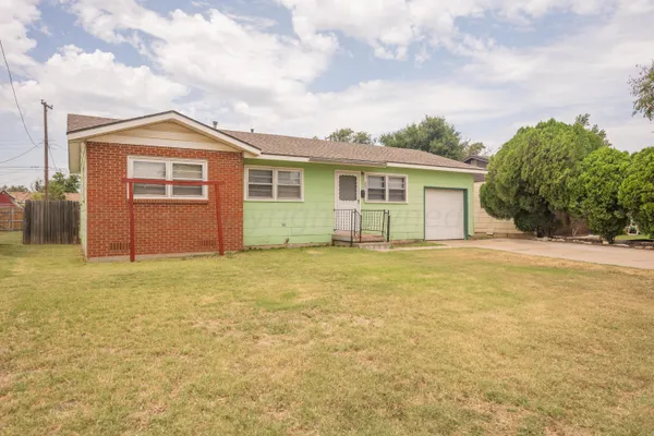 $1,300 | 2411 North Vernon Street, Amarillo, TX 79107
