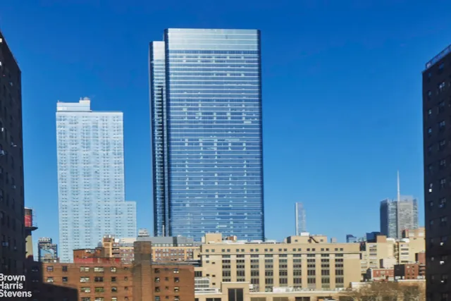 $1,295,000 | 420 West 25th Street, Unit 6B | Chelsea