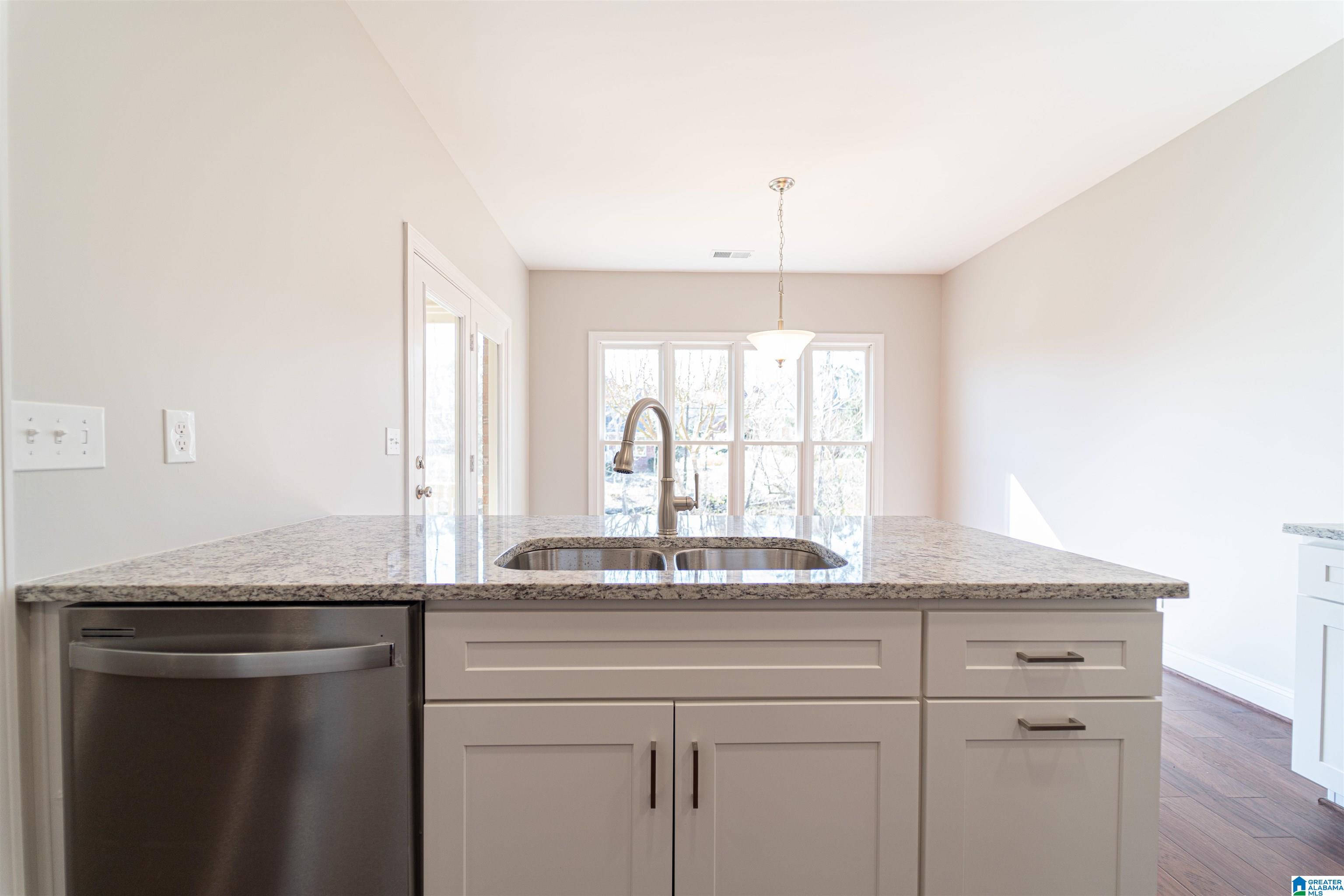 4076 Guilford Road Hoover, AL 35242 - Photo 14 of 25