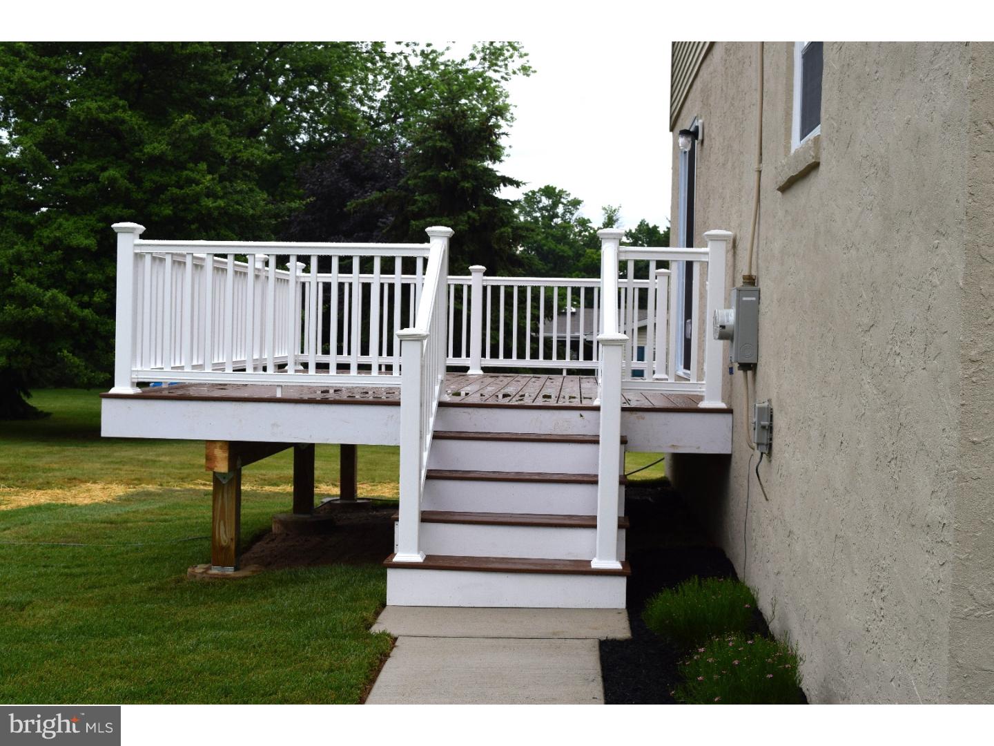 1640 Alba Road Willow Grove, PA 19090 - Photo 3 of 23 Deck