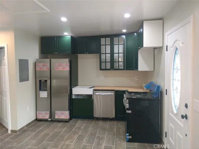 $5,800 | 1917 Fanwood Avenue, Long Beach, CA 90815