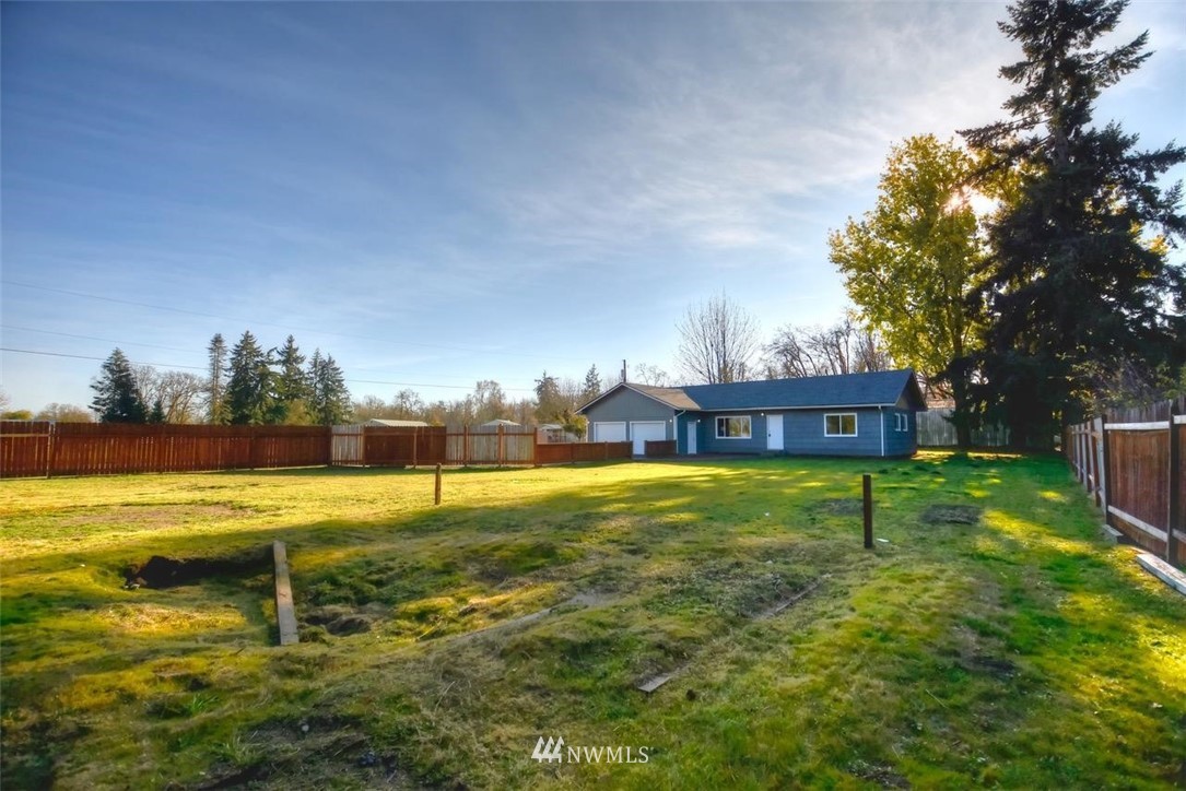 8231 James Road Southwest Rochester, WA 98579 - Photo 25 of 25 a view of an ocean with beach