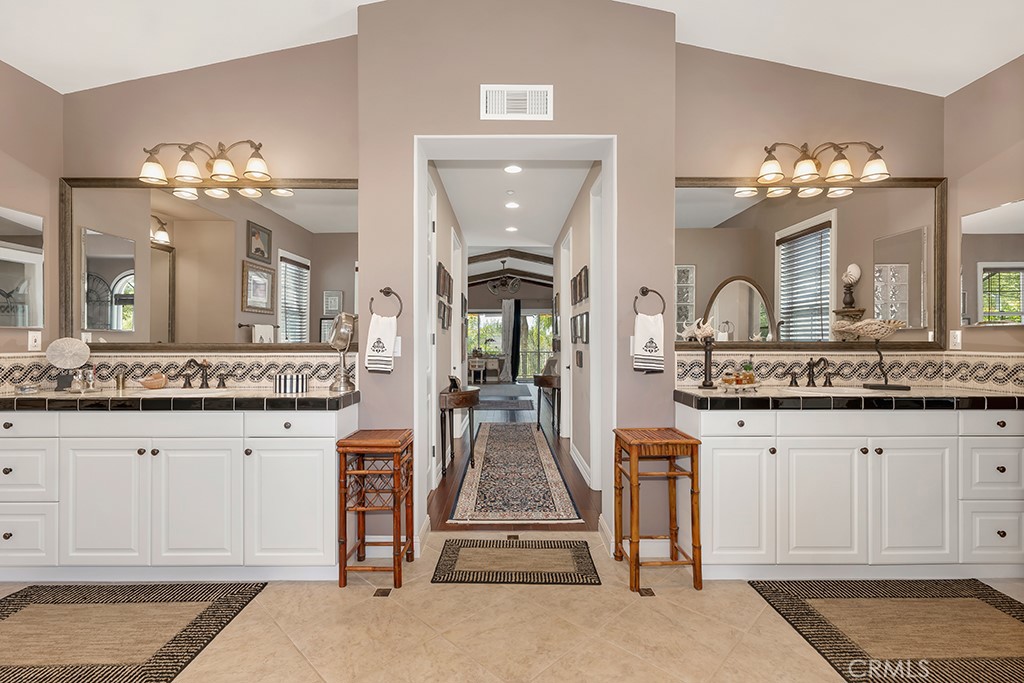 7040 Hogan Street Moorpark, CA 93021 - Photo 43 of 74