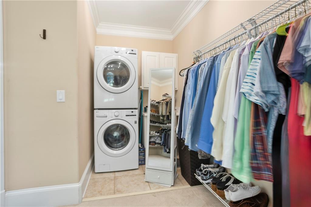 4185 Pool Road Winston, GA 30187 - Photo 33 of 57 a utility room with dryer and washer