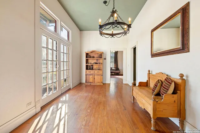 $800,000 | 980 Old Boerne Road, Bulverde, TX 78163