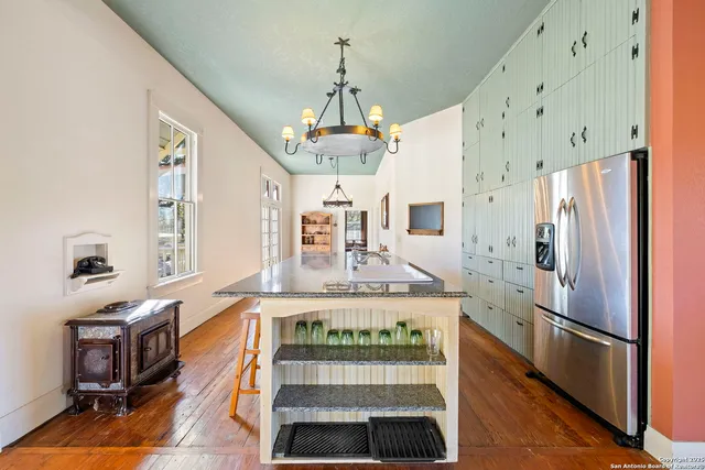 $800,000 | 980 Old Boerne Road, Bulverde, TX 78163