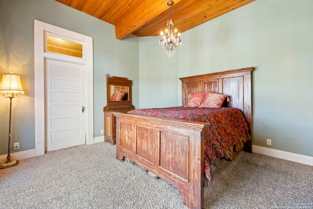 $800,000 | 980 Old Boerne Road, Bulverde, TX 78163