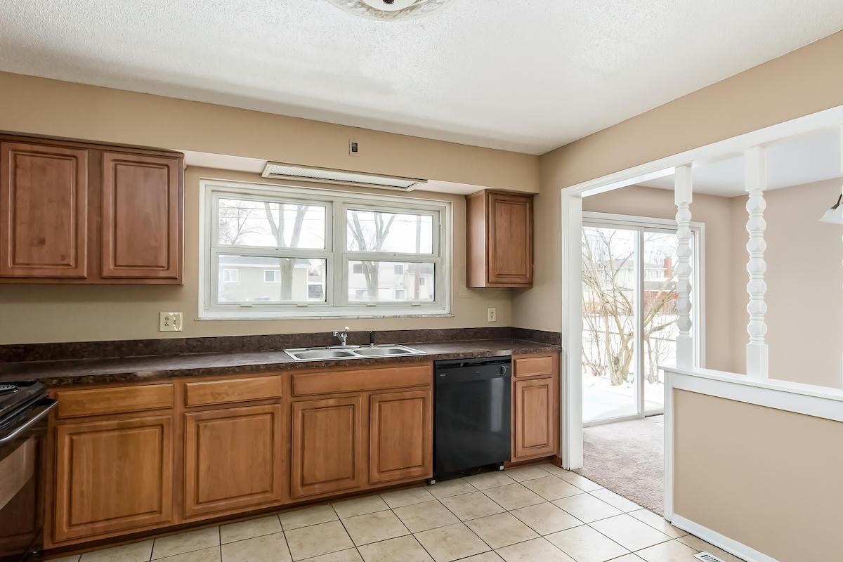 2154 Trent Road Columbus, OH 43229 - Photo 14 of 51 Gallery Image 14