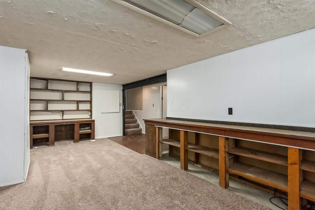 2154 Trent Road Columbus, OH 43229 - Photo 30 of 51 Gallery Image 30