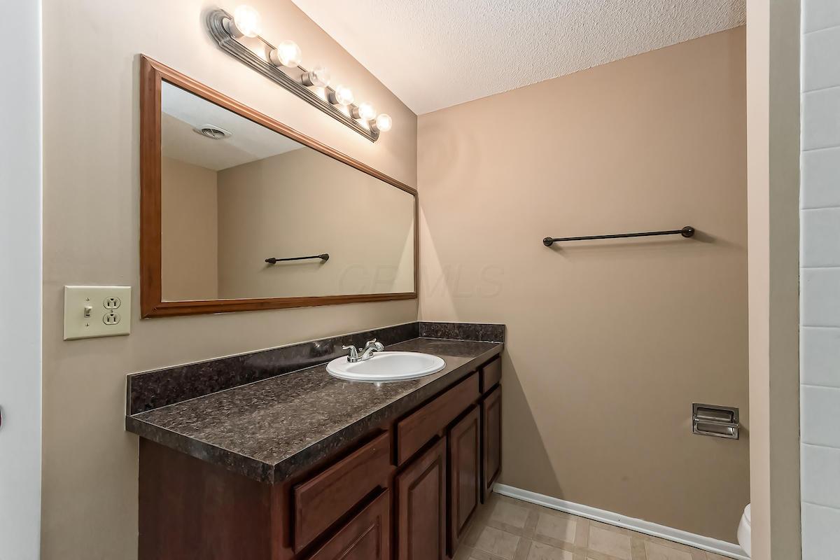 2154 Trent Road Columbus, OH 43229 - Photo 32 of 51 Gallery Image 32