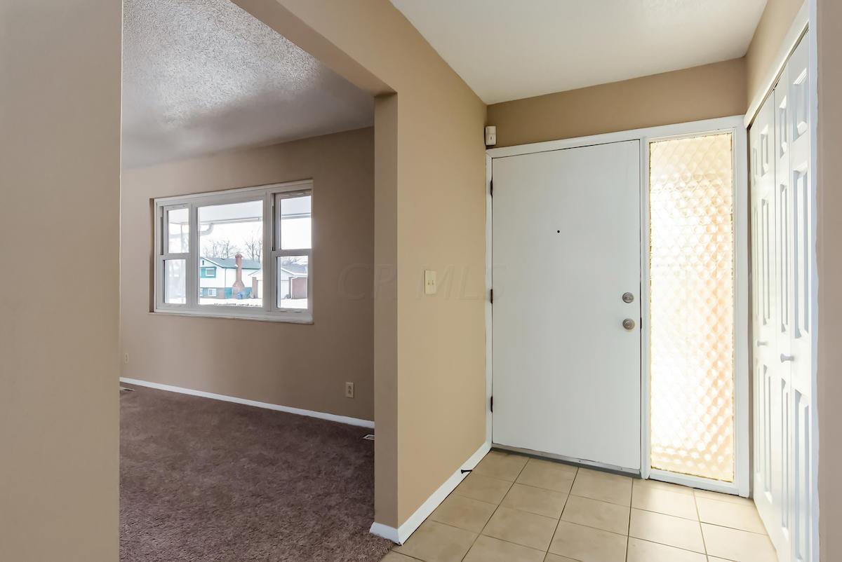 2154 Trent Road Columbus, OH 43229 - Photo 4 of 51 Gallery Image 4