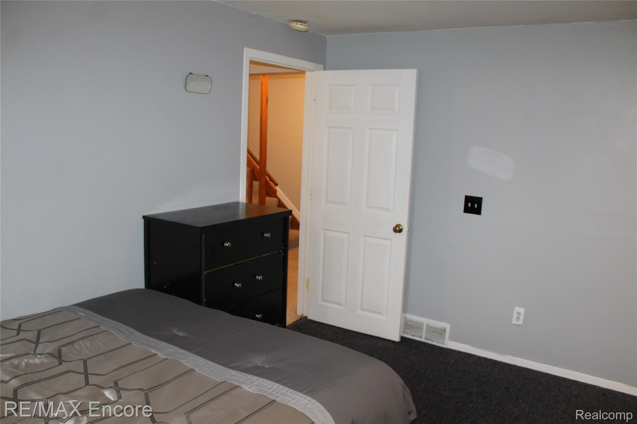 8527 Oakhill Road Clarkston, MI 48348 - Photo 24 of 34 IMG_6034.JPG