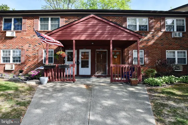$175,000 | 604 Garnet Drive, Burlington, NJ 08016