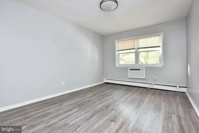 $175,000 | 604 Garnet Drive, Burlington, NJ 08016