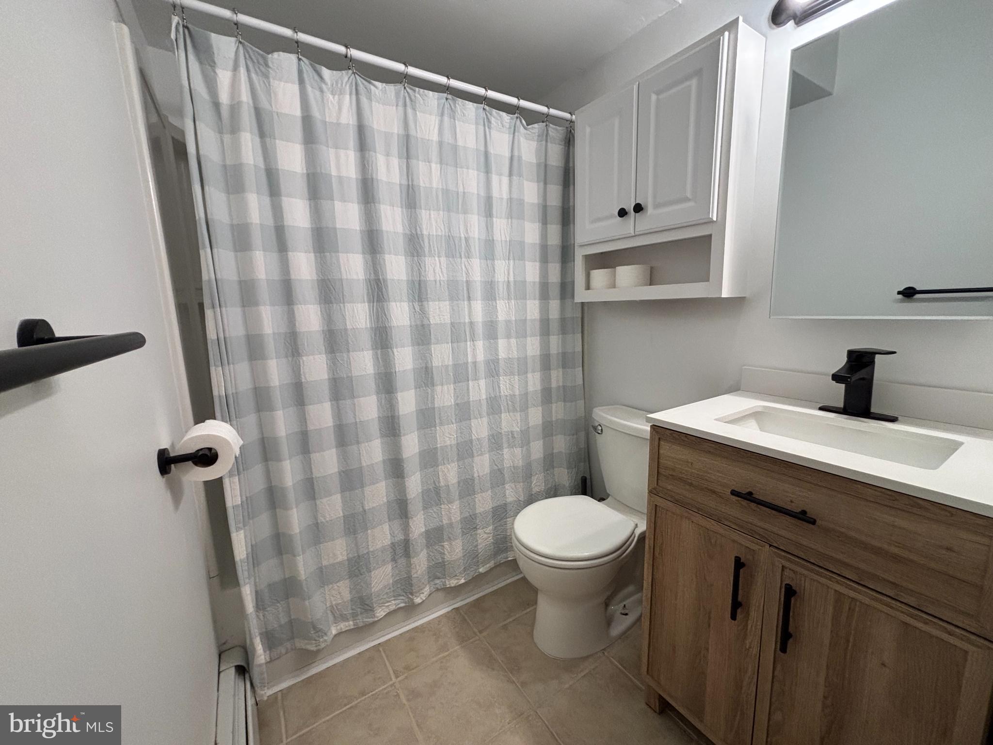 64 Valley Road Phoenixville, PA 19460 - Photo 10 of 25 Main floor- Full bathroom