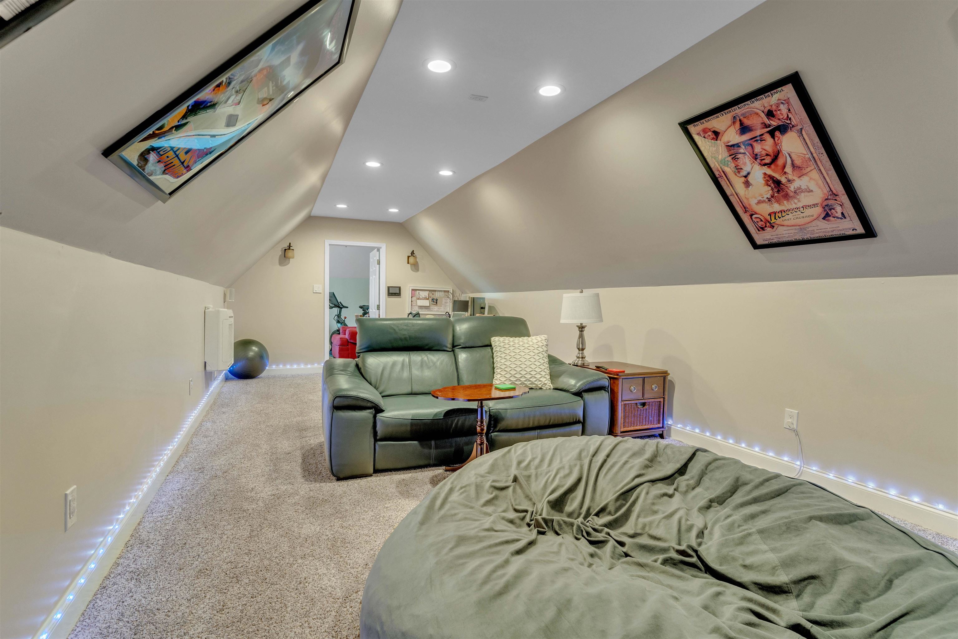 10489 Fireweek Lane Collierville, TN 38017 - Photo 17 of 39 a bed room with a bed