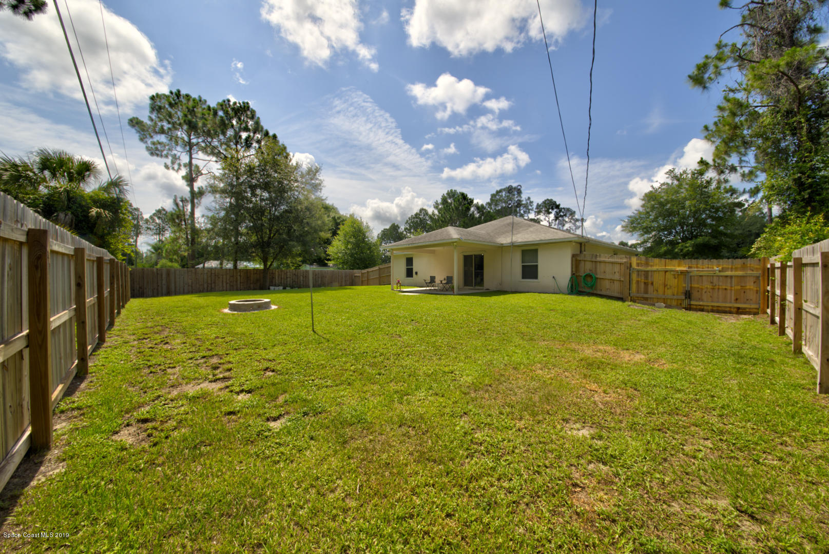 419 Hamer Road Southwest Palm Bay, FL 32908 - Photo 33 of 33 back of house left
